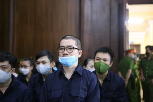 Bị cáo Nguyễn Thái Luyện tại tòa