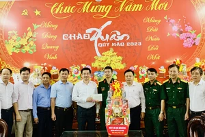 Chủ nhiệm Ủy ban Kiểm tra Thành ủy TPHCM Dương Ngọc Hải thăm, chúc tết các đơn vị và gia đình ở quận Gò Vấp
