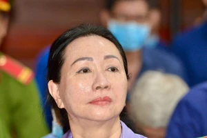 Bị cáo Trương Mỹ Lan (Chủ tịch HĐQT Tập đoàn Vạn Thịnh Phát) tại tòa sáng 15-3. Ảnh: CAO THĂNG