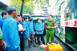 Công an TPHCM tổ chức hoạt động cao điểm “Chiến sĩ tình nguyện xung kích phòng, chống ma túy và tệ nạn xã hội" tại các bến xe khách liên tỉnh ở Thành phố