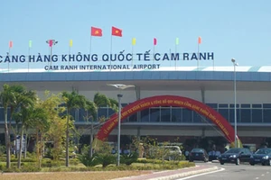 Máy bay hạ cánh vào đường chưa được khai thác tại sân bay Cam Ranh