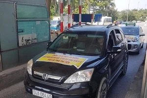Lái xe phản đối thu phí trạm BOT Bắc Thăng Long - Nội Bài