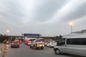 Cao tốc Nội Bài - Lào Cai chưa được lắp đặt thu phí không dừng