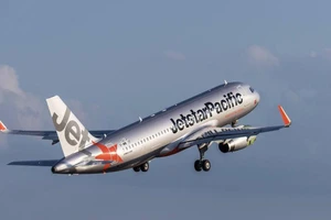 Tập đoàn Qantas rút khỏi Jetstar Pacific