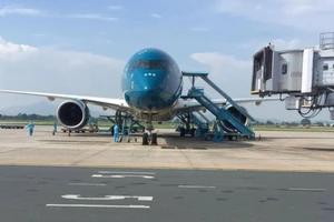  3 chuyến bay chở hơn 700 du khách bị mắc kẹt tại Đà Nẵng về Hà Nội và TPHCM 