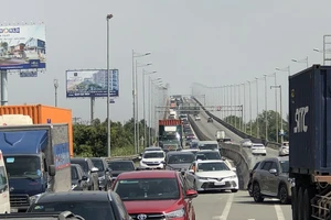 Cao tốc TPHCM – Long Thành – Dầu Giây đã có 8 làn thu phí không dừng