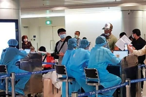 Tạm dừng nhập cảnh hành khách tại sân bay Tân Sơn Nhất đến hết ngày 4-6