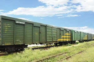 Giảm 50% giá cước vận tải đường sắt cho hàng nông sản vùng dịch đi các tỉnh phía Nam