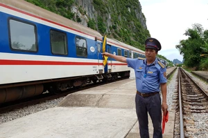 Đường sắt tổ chức các đoàn tàu chuyên biệt đưa người dân các tỉnh phía Nam về quê 