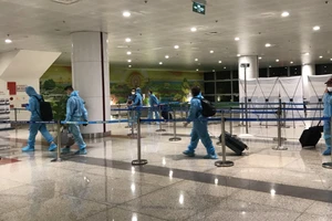 Hành khách nhập cảnh tại sân bay Nội Bài giảm mạnh