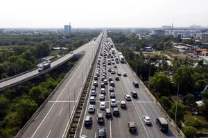 Lưu lượng phương tiện trên tuyến cao tốc TPHCM - Long Thành - Dầu Giây tăng trung bình khoảng 10%/năm