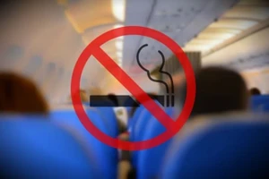 Hành vi hút thuốc bị cấm trên các chuyến bay
