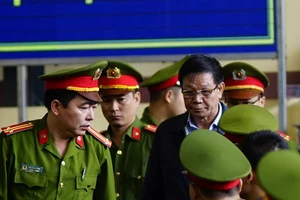 Cựu Trung tướng Phan Văn Vĩnh từ chối đăng bản án lên Cổng thông tin