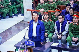 2 cựu tướng công an "bảo kê" Phan Văn Anh Vũ thâu tóm nhiều đất công sản tại Đà Nẵng và TPHCM
