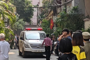 Hà Nội: Án mạng kinh hoàng sáng sớm, ít nhất hai nữ sinh thiệt mạng