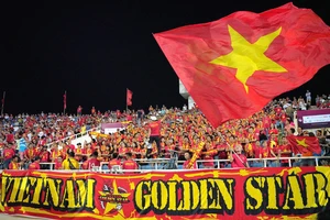 Khuyến cáo sử dụng phương tiện công cộng khi đi cổ vũ cho đội tuyển bóng đá Việt Nam
