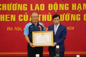 HLV Park Hang seo đang lên nhiều ý tưởng cho bóng đá Việt Nam