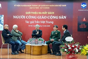 Người công giáo cộng sản - tiểu thuyết về tướng Trần Tử Bình