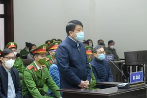 Bị cáo Nguyễn Đức Chung tiếp tục nhận thêm 3 năm tù ở vụ án thứ 3