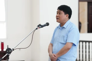 Trước ngày tuyên án, gia đình ông Nguyễn Đức Chung nộp thêm 15 tỷ đồng khắc phục hậu quả