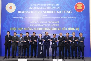 ASEAN thống nhất đẩy mạnh hiện đại hóa nền công vụ