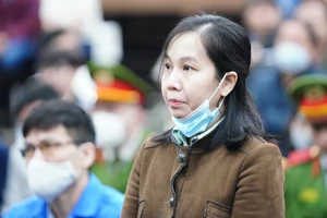 “Siêu lừa” Nguyễn Thị Hà Thành xin lỗi các bị hại 