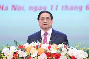 Thủ tướng Phạm Minh Chính: Thi đua khen thưởng tránh hình thức, phô trương 