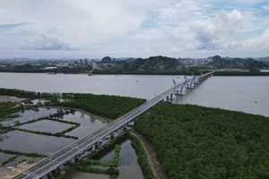 Chính thức thông xe cầu Bến Rừng nối Hải Phòng với Quảng Ninh