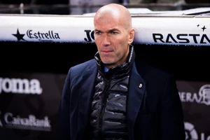 Zidane đã khiến cho người Pháp phải ngã phục trước sự tài ba của bản thân.