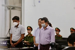 Cựu Giám đốc CDC Khánh Hòa lãnh 3 năm 6 tháng tù