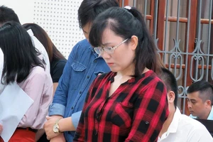 Nguyễn Thị Lam nghe tòa tuyên án