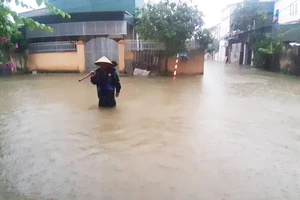 Mưa lớn gây ngập lụt, nhiều trường học ở Nghệ An cho học sinh nghỉ học