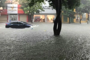 Nghệ An thiệt hại do mưa lớn, thời tiết bất thường