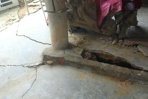 Nghệ An: Người dân lại thấp thỏm lo lắng vì sụt đất, nứt nhà