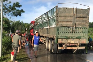 Tai nạn giao thông ở Thanh Hóa, 5 người thương vong