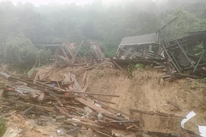 Mưa lớn gây ngập lụt, sạt lở tại huyện Kỳ Sơn (Nghệ An)