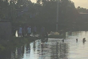 Thanh Hóa: 3 nữ sinh rơi xuống hồ tôm đuối nước