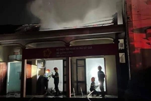 Trụ sở UBND xã bất ngờ bốc cháy, nhiều giấy tờ bị thiêu rụi