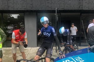 Chris Froome và đội đua Sky được tiếp đón nồng nhiệt ở Tour Colombia