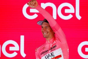 Jan Polanc là cua-rơ thứ 3 mặc Áo hồng ở Giro d'Italia 2019