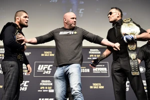 Dana White muốn trận Khabib - Ferguson vẫn diễn ra