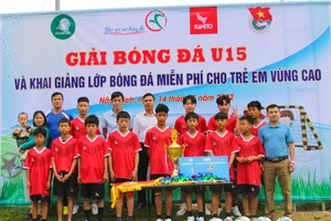 Giải bóng đá U15 dành cho trẻ em vùng cao, vùng biên