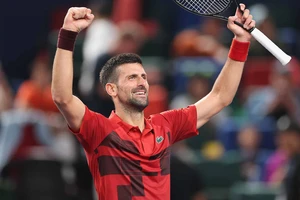 Djokovic lọt vào chung kết Shanghai Masters