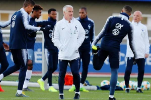 EURO 2020: Didier Deschamps không xao lãng vì chỉ trích