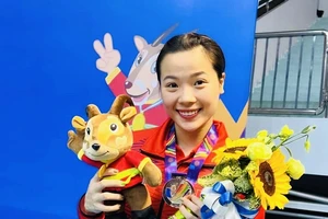VĐV Nguyễn Thùy Linh đang là một trong những tay vợt thi đấu tiến bộ nhất thời gian qua và tự bản thân cô đang nỗ lực từng ngày. Ảnh: T.LINH