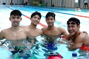 Đội tuyển bơi Việt Nam bắt đầu tập dài ngày tại Hungary. Ảnh: DŨNG PHƯƠNG