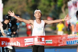 Hoàng Nguyên Thanh đang là đương kim vô địch cự ly marathon nam tại giải đấu. Ảnh: NHƯ Ý