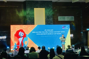 Chủ tịch Liên đoàn bóng đá Việt Nam - ông Trần Quốc Tuấn đã phát biểu trong buổi công bố bản quyền truyền hình giải bóng đá nữ vô địch thế giới tại Việt Nam. Ảnh: MINH MINH 