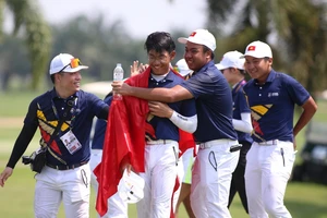 Các golf thủ từng dự SEA Games 32 tiếp tục thi đấu vòng loại để tranh suất dự ASIAD 19-2022. Ảnh: D.P