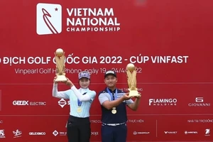 Anh Minh (phải) sẽ có cơ hội bảo vệ ngôi vô địch giải quốc gia khi trở lại thi đấu ở Hải Phòng vào tháng 8 tới đây. Ảnh: MINH MINH